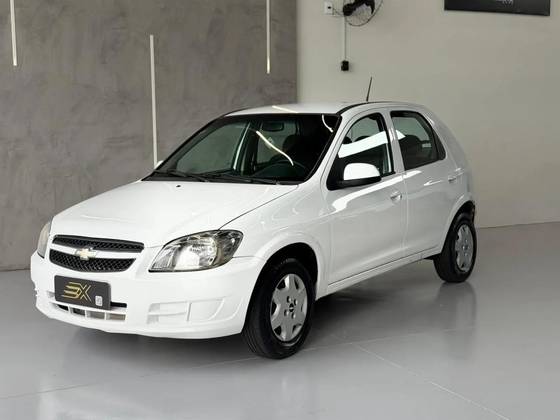 CHEVROLET CELTA 1.0 MPFI LT 8V FLEX 4P MANUAL CHEVROLET CELTA 1.0 MPFI LT 8V FLEX 4P MANUAL